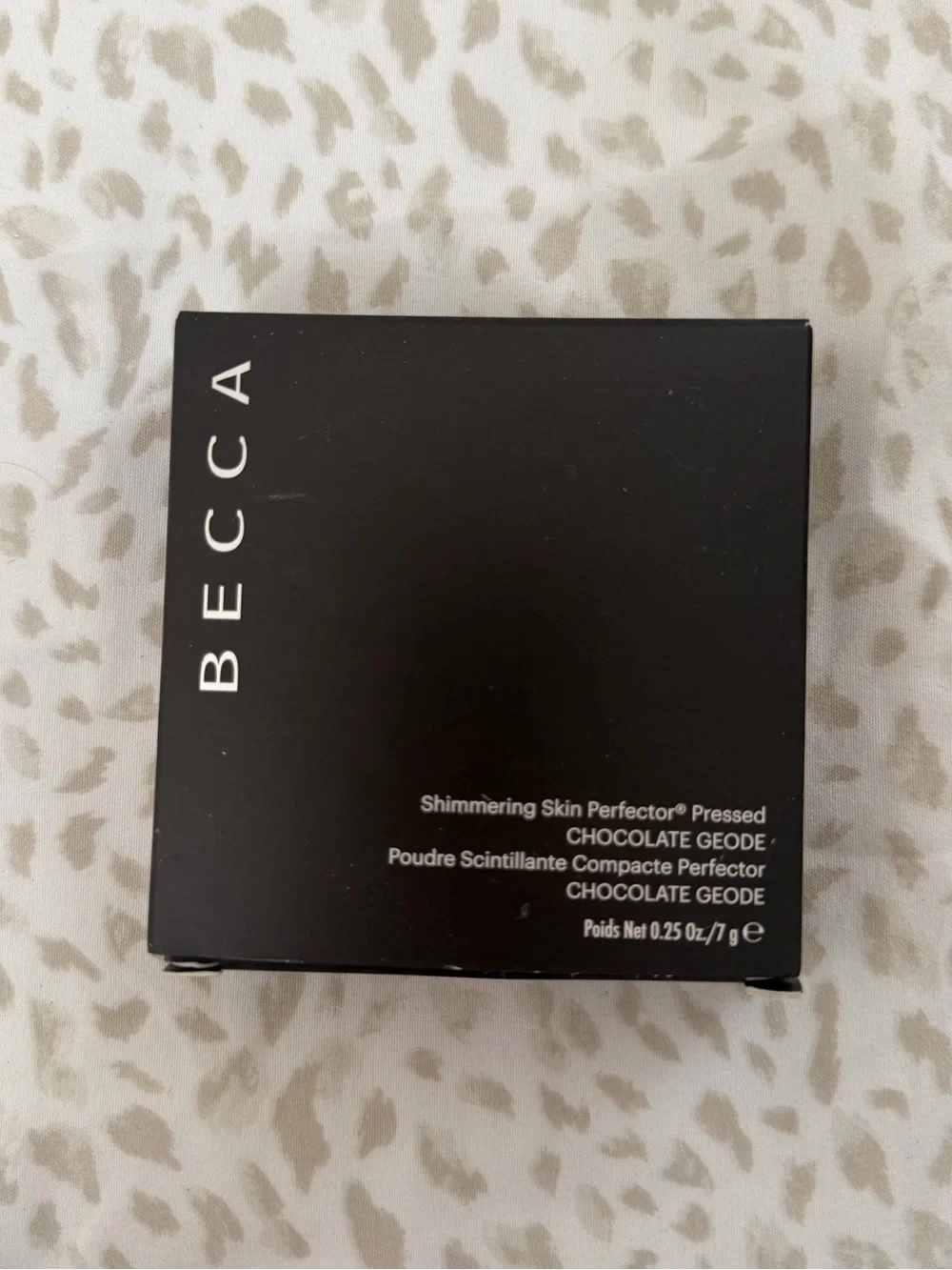 BECCA Bronzer Compact in Warm Brown Bronze